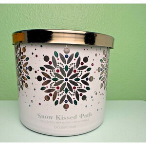 Goose Creek Snow Kissed Path 3 Wick Jar Candle 14.5 oz Winter Sugar Vanilla
